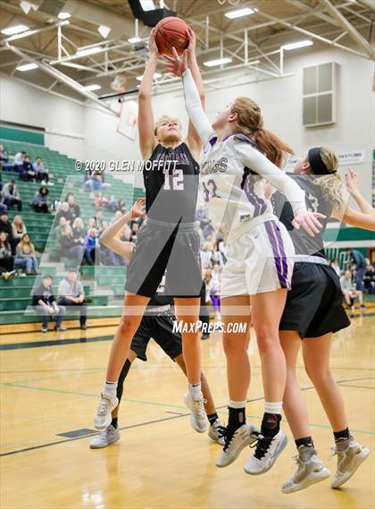 Thumbnail 3 in Eastlake vs. Lake Stevens photogallery.