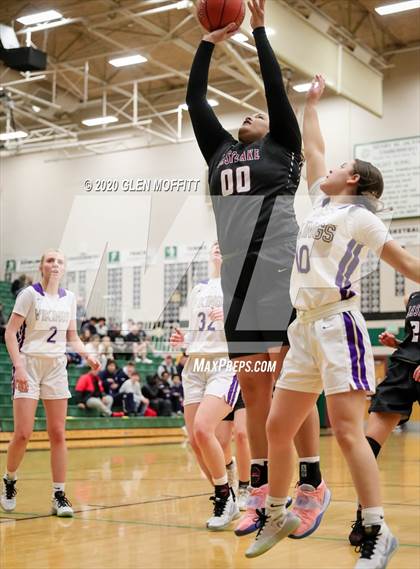 Thumbnail 3 in Eastlake vs. Lake Stevens photogallery.