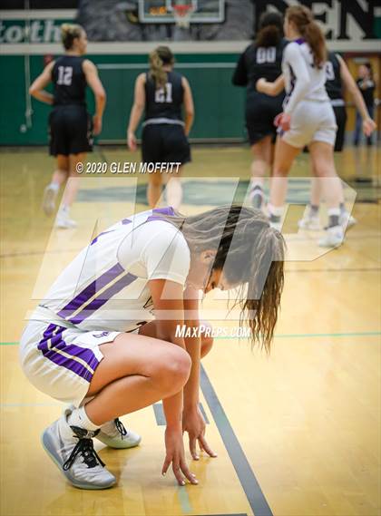 Thumbnail 2 in Eastlake vs. Lake Stevens photogallery.