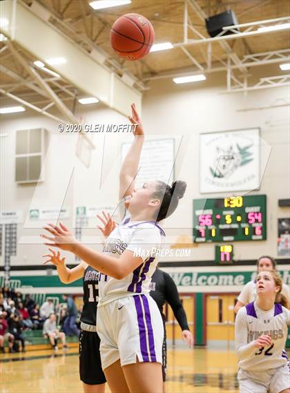 Thumbnail 2 in Eastlake vs. Lake Stevens photogallery.