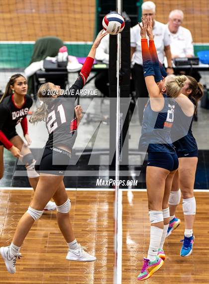 Thumbnail 3 in Brighton vs. Spanish Fork (UHSAA 5A Second Round) photogallery.