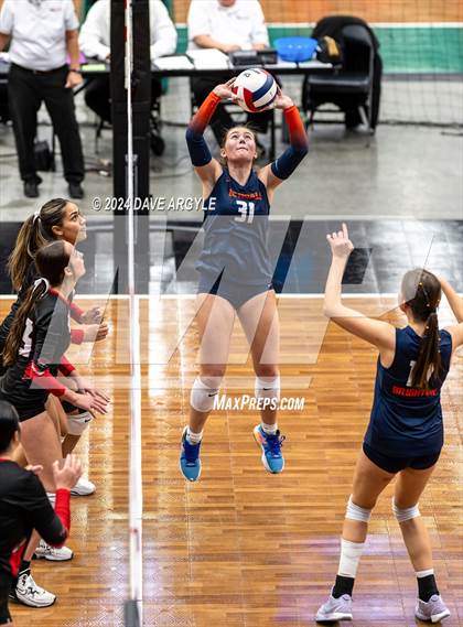 Thumbnail 3 in Brighton vs. Spanish Fork (UHSAA 5A Second Round) photogallery.
