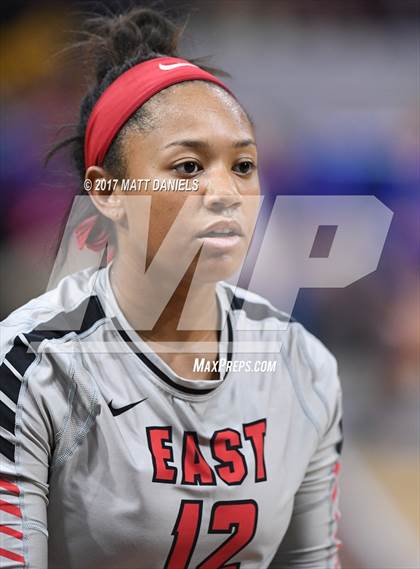 Thumbnail 2 in Chatfield vs. Denver East (CHSAA 5A Pool 2 Playoff) photogallery.