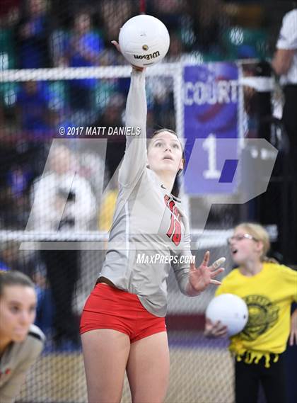 Thumbnail 3 in Chatfield vs. Denver East (CHSAA 5A Pool 2 Playoff) photogallery.