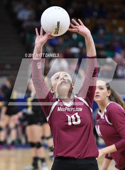 Thumbnail 2 in Chatfield vs. Denver East (CHSAA 5A Pool 2 Playoff) photogallery.