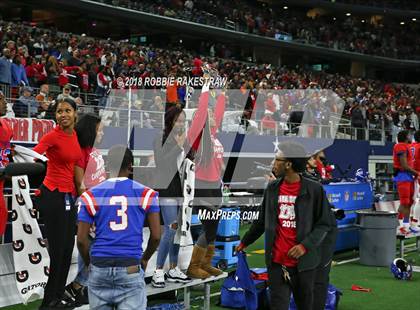 Thumbnail 2 in Duncanville vs. North Shore (UIL 6A Division 1 Championship) photogallery.