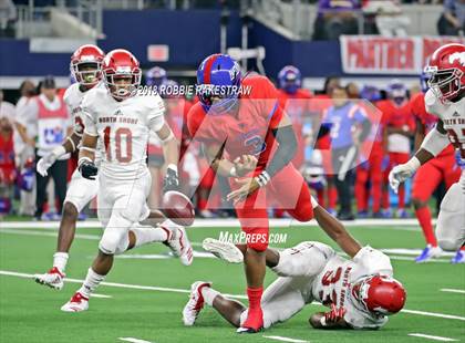 Thumbnail 2 in Duncanville vs. North Shore (UIL 6A Division 1 Championship) photogallery.