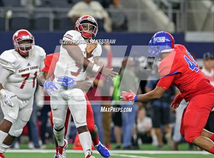 Thumbnail 3 in Duncanville vs. North Shore (UIL 6A Division 1 Championship) photogallery.