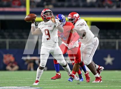 Thumbnail 3 in Duncanville vs. North Shore (UIL 6A Division 1 Championship) photogallery.