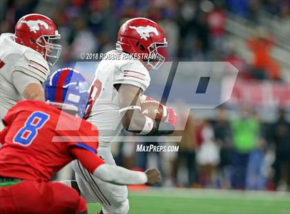 Thumbnail 1 in Duncanville vs. North Shore (UIL 6A Division 1 Championship) photogallery.