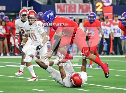 Thumbnail 1 in Duncanville vs. North Shore (UIL 6A Division 1 Championship) photogallery.