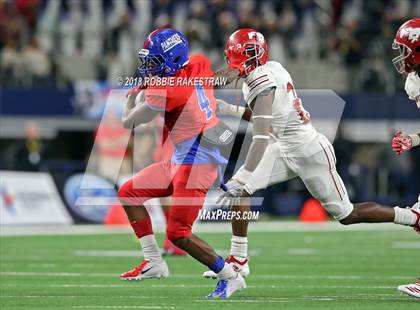 Thumbnail 2 in Duncanville vs. North Shore (UIL 6A Division 1 Championship) photogallery.