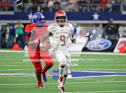 Thumbnail 1 in Duncanville vs. North Shore (UIL 6A Division 1 Championship) photogallery.