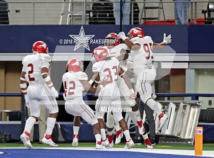 Thumbnail 1 in Duncanville vs. North Shore (UIL 6A Division 1 Championship) photogallery.