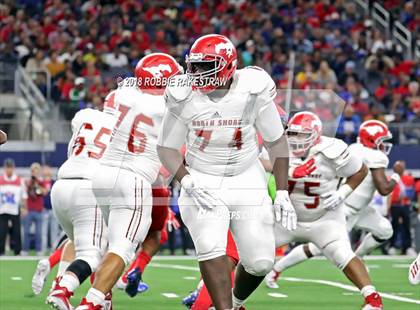 Thumbnail 2 in Duncanville vs. North Shore (UIL 6A Division 1 Championship) photogallery.