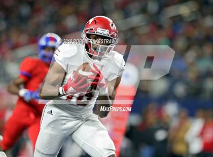 Thumbnail 2 in Duncanville vs. North Shore (UIL 6A Division 1 Championship) photogallery.