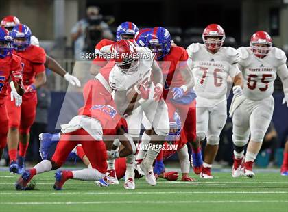 Thumbnail 2 in Duncanville vs. North Shore (UIL 6A Division 1 Championship) photogallery.