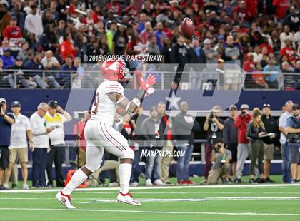 Thumbnail 3 in Duncanville vs. North Shore (UIL 6A Division 1 Championship) photogallery.