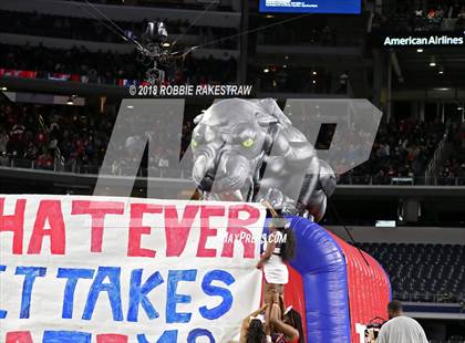 Thumbnail 3 in Duncanville vs. North Shore (UIL 6A Division 1 Championship) photogallery.