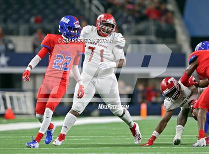 Thumbnail 1 in Duncanville vs. North Shore (UIL 6A Division 1 Championship) photogallery.