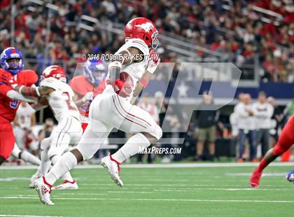 Thumbnail 2 in Duncanville vs. North Shore (UIL 6A Division 1 Championship) photogallery.