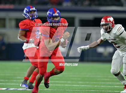 Thumbnail 3 in Duncanville vs. North Shore (UIL 6A Division 1 Championship) photogallery.