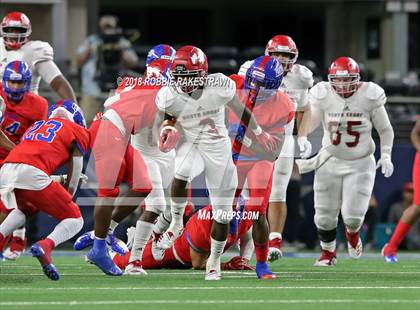 Thumbnail 1 in Duncanville vs. North Shore (UIL 6A Division 1 Championship) photogallery.