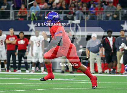 Thumbnail 1 in Duncanville vs. North Shore (UIL 6A Division 1 Championship) photogallery.