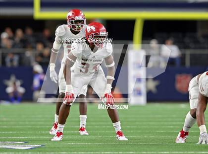 Thumbnail 3 in Duncanville vs. North Shore (UIL 6A Division 1 Championship) photogallery.