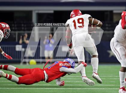 Thumbnail 3 in Duncanville vs. North Shore (UIL 6A Division 1 Championship) photogallery.