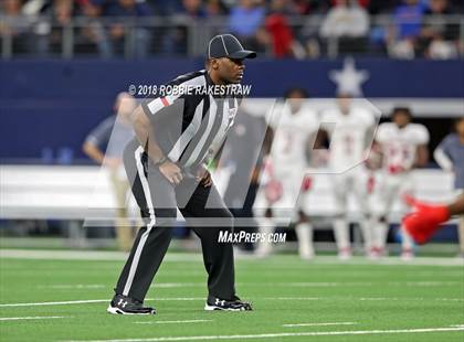 Thumbnail 2 in Duncanville vs. North Shore (UIL 6A Division 1 Championship) photogallery.