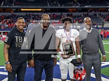 Thumbnail 3 in Duncanville vs. North Shore (UIL 6A Division 1 Championship) photogallery.