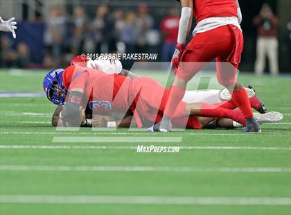 Thumbnail 1 in Duncanville vs. North Shore (UIL 6A Division 1 Championship) photogallery.