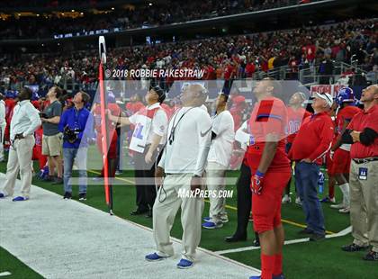 Thumbnail 3 in Duncanville vs. North Shore (UIL 6A Division 1 Championship) photogallery.