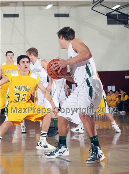 Thumbnail 2 in Bishop Manogue vs. Skyline (MaxPreps Holiday Classic) photogallery.