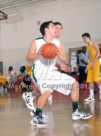Thumbnail 3 in Bishop Manogue vs. Skyline (MaxPreps Holiday Classic) photogallery.