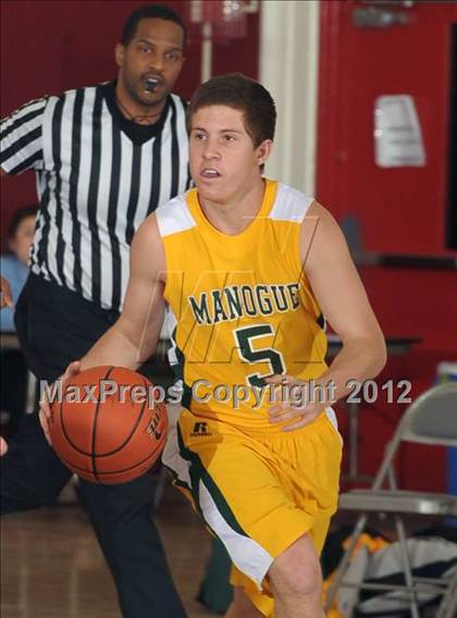 Thumbnail 3 in Bishop Manogue vs. Skyline (MaxPreps Holiday Classic) photogallery.