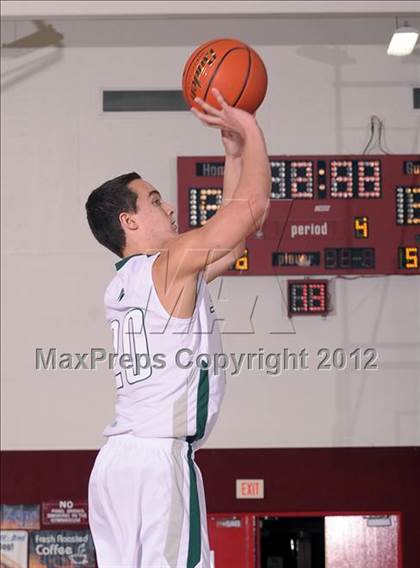Thumbnail 3 in Bishop Manogue vs. Skyline (MaxPreps Holiday Classic) photogallery.