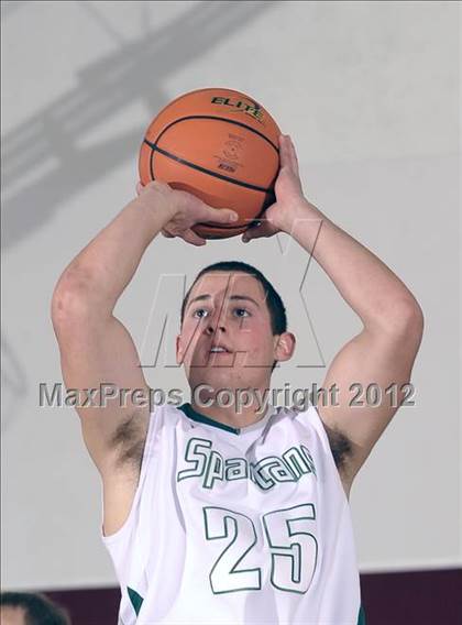 Thumbnail 2 in Bishop Manogue vs. Skyline (MaxPreps Holiday Classic) photogallery.