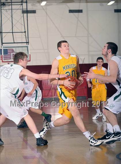 Thumbnail 3 in Bishop Manogue vs. Skyline (MaxPreps Holiday Classic) photogallery.