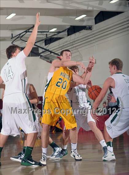 Thumbnail 3 in Bishop Manogue vs. Skyline (MaxPreps Holiday Classic) photogallery.