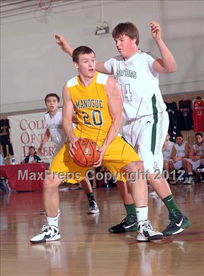 Thumbnail 3 in Bishop Manogue vs. Skyline (MaxPreps Holiday Classic) photogallery.