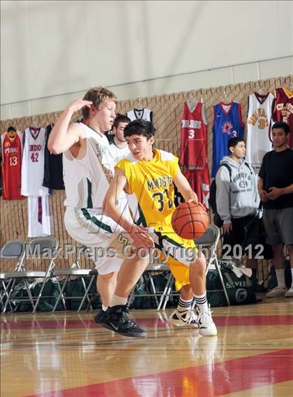 Thumbnail 1 in Bishop Manogue vs. Skyline (MaxPreps Holiday Classic) photogallery.