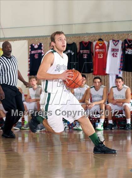 Thumbnail 2 in Bishop Manogue vs. Skyline (MaxPreps Holiday Classic) photogallery.