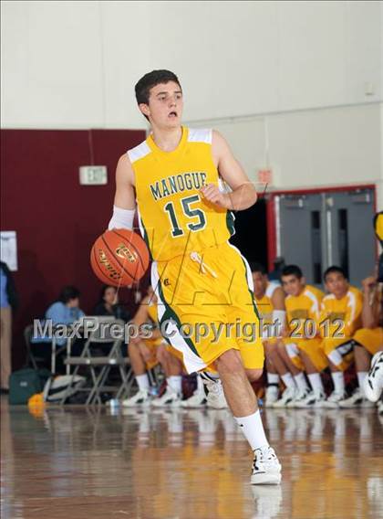 Thumbnail 3 in Bishop Manogue vs. Skyline (MaxPreps Holiday Classic) photogallery.