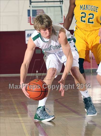 Thumbnail 3 in Bishop Manogue vs. Skyline (MaxPreps Holiday Classic) photogallery.