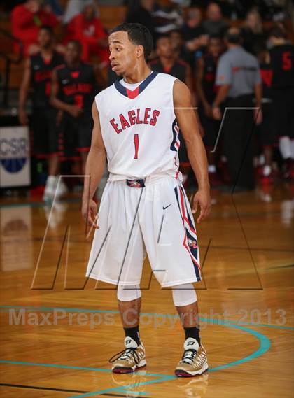 Thumbnail 3 in Atascocita vs. Bellaire (McDonald's Texas Invitational) photogallery.