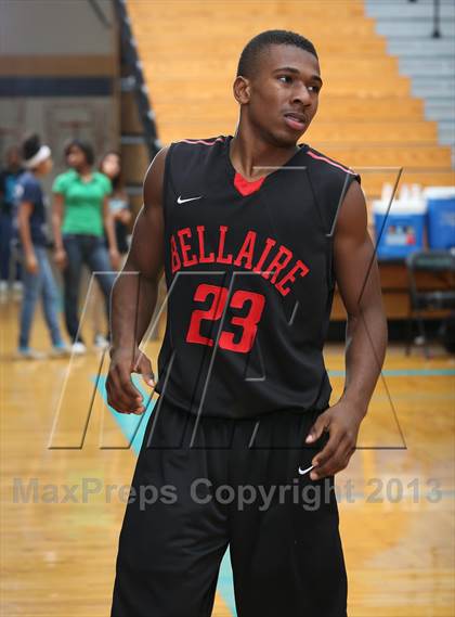 Thumbnail 2 in Atascocita vs. Bellaire (McDonald's Texas Invitational) photogallery.
