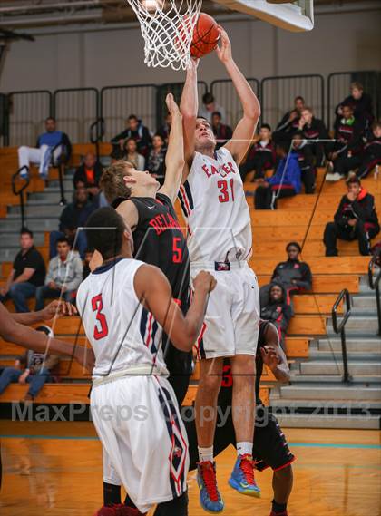 Thumbnail 2 in Atascocita vs. Bellaire (McDonald's Texas Invitational) photogallery.