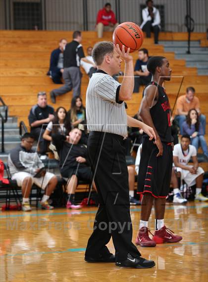 Thumbnail 3 in Atascocita vs. Bellaire (McDonald's Texas Invitational) photogallery.